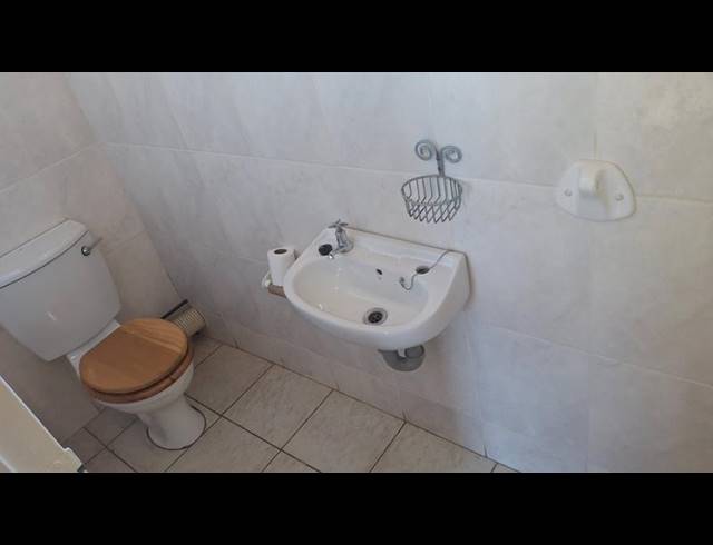 5 BEDROOM PROPERTY TO RENT IN HUMANSDORP